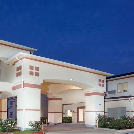 Готель Super 8 By Wyndham Brenham Tx Екстер'єр фото