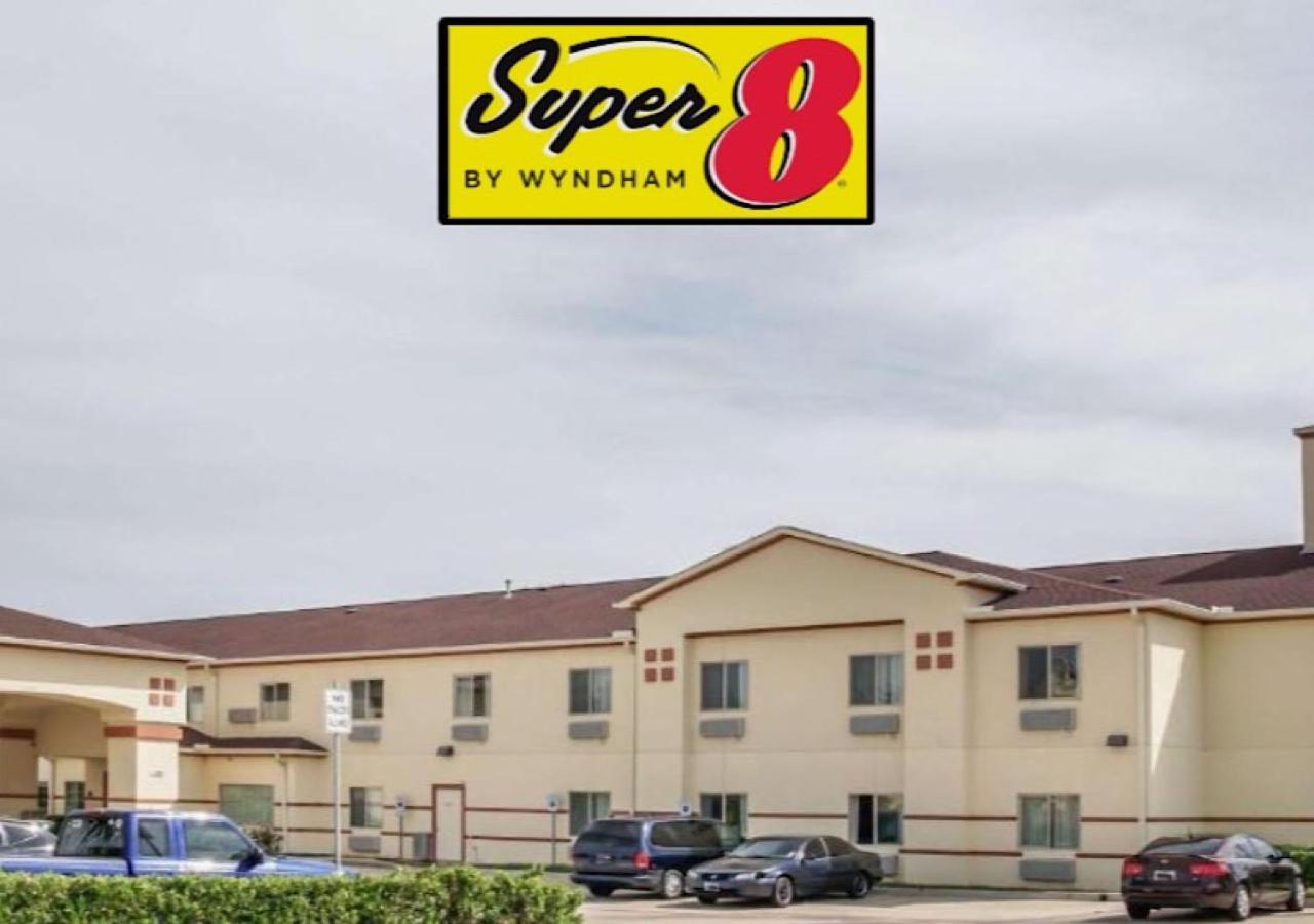 Готель Super 8 By Wyndham Brenham Tx Екстер'єр фото